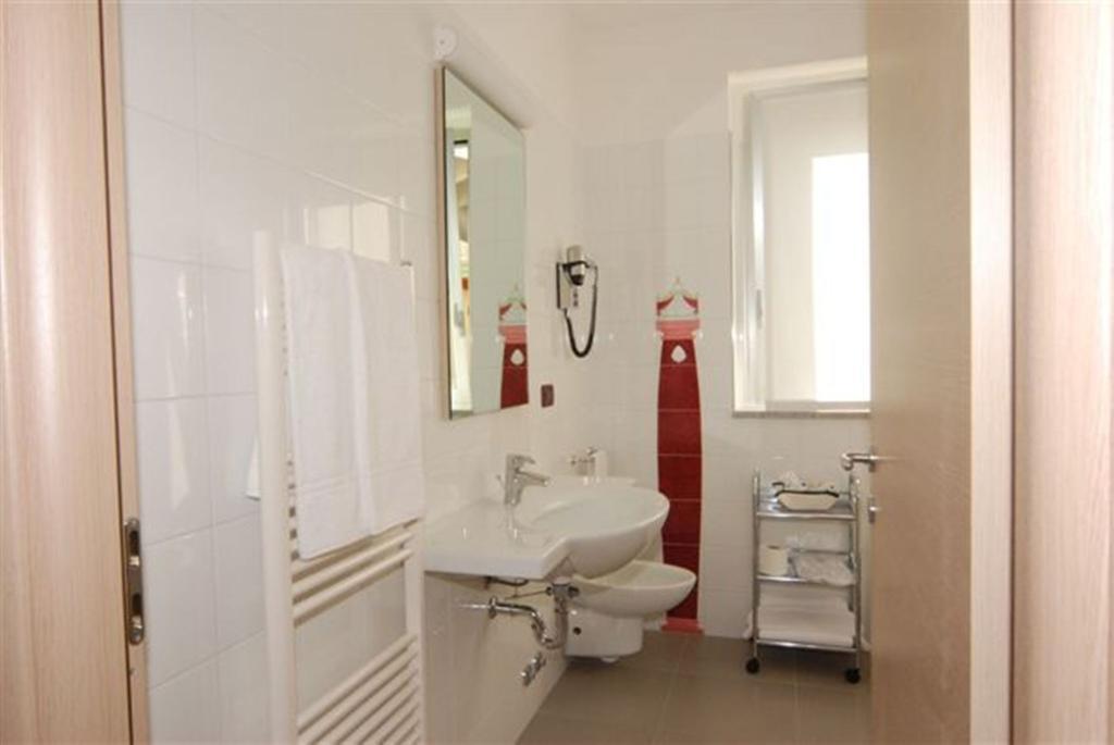Residence & Suites Solaf Бонате-Сопра Номер фото